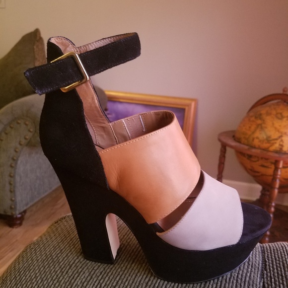 Steve Madden Shoes - Shoes